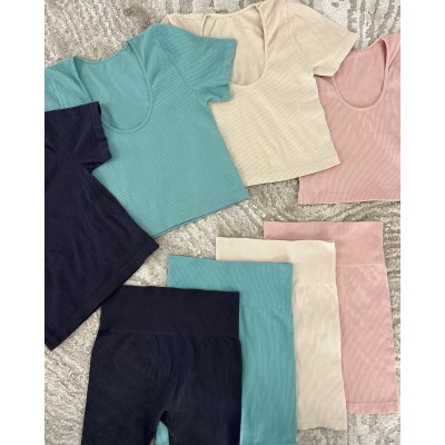 Ensemble Sport Femme – Crop Top + Legging